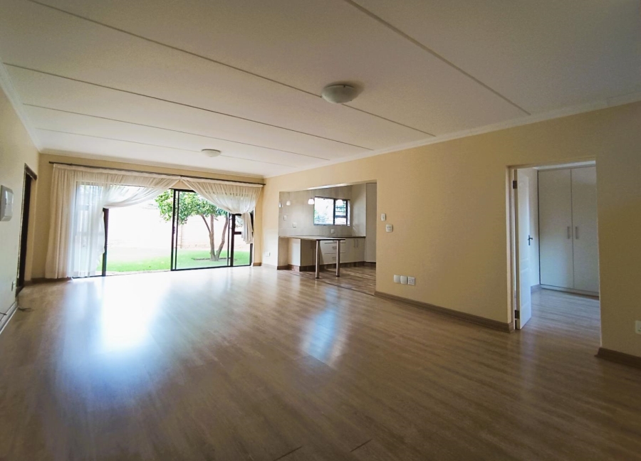 4 Bedroom Property for Sale in Heuwelsig Free State